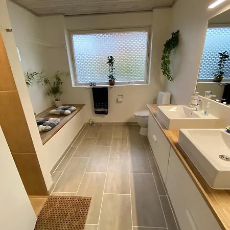 住宿加早餐酒店 Kilenbb